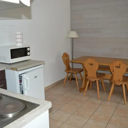 Apartment T3 Au Pied Des Pistes Avec Balcon Et Parking Couvert - 2 Chambres, 6 Couchages - Fr-1-593-56 *