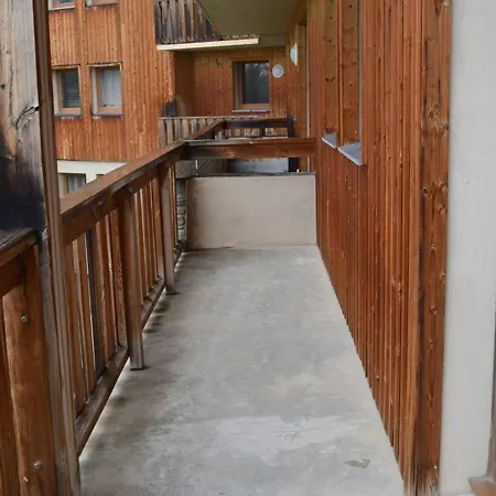Apartment T3 Au Pied Des Pistes Avec Balcon Et Parking Couvert - 2 Chambres, 6 Couchages - Fr-1-593-56