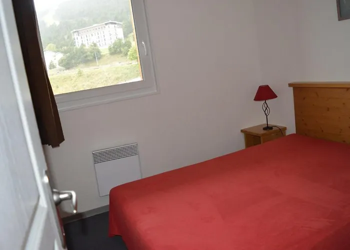 T3 Au Pied Des Pistes Avec Balcon Et Parking Couvert - 2 Chambres, 6 Couchages - Fr-1-593-56 * Les Angles (Pyrenees-Orientales)