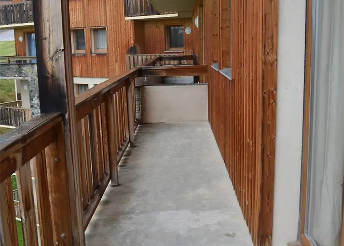 Appartement T3 Au Pied Des Pistes Avec Balcon Et Parking Couvert - 2 Chambres, 6 Couchages - Fr-1-593-56