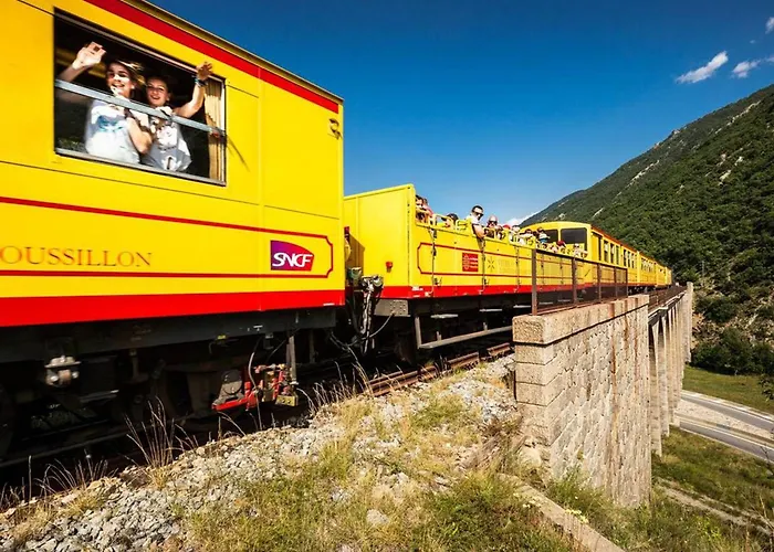 T3 Au Pied Des Pistes Avec Balcon Et Parking Couvert - 2 Chambres, 6 Couchages - Fr-1-593-56 Appartement *